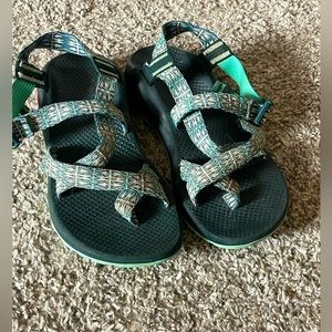 Womens CHACO size 9